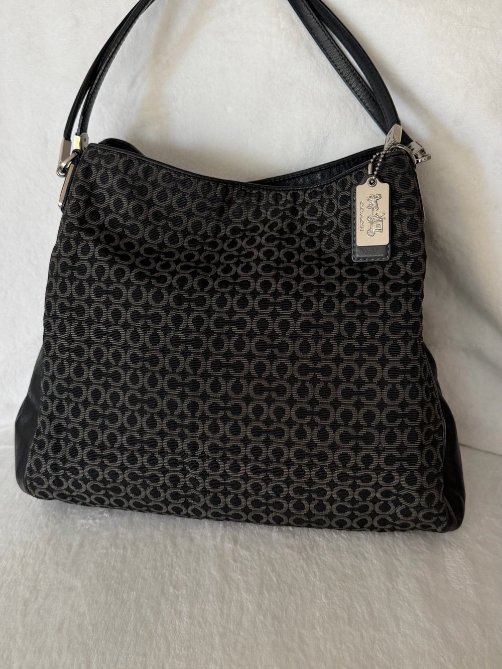 Coach Madison Phoebe Op Art Needlepoint Hobo Shoulder Bag Black 26281